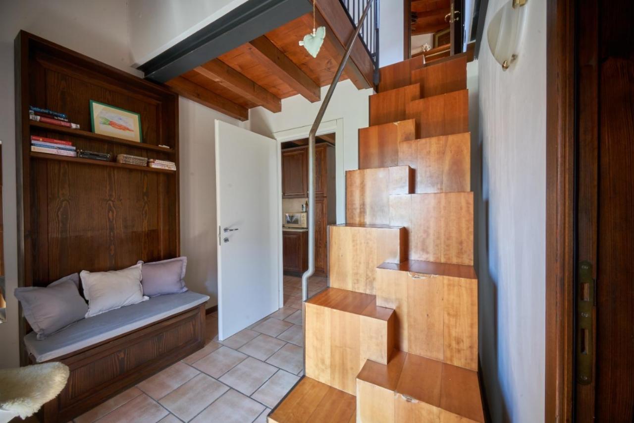 Porto Valentino Apartment 西尔米奥奈 外观 照片